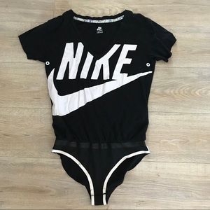 ULTRA RARE VINTAGE NIKE T-SHIRT BODYSUIT ONESIE